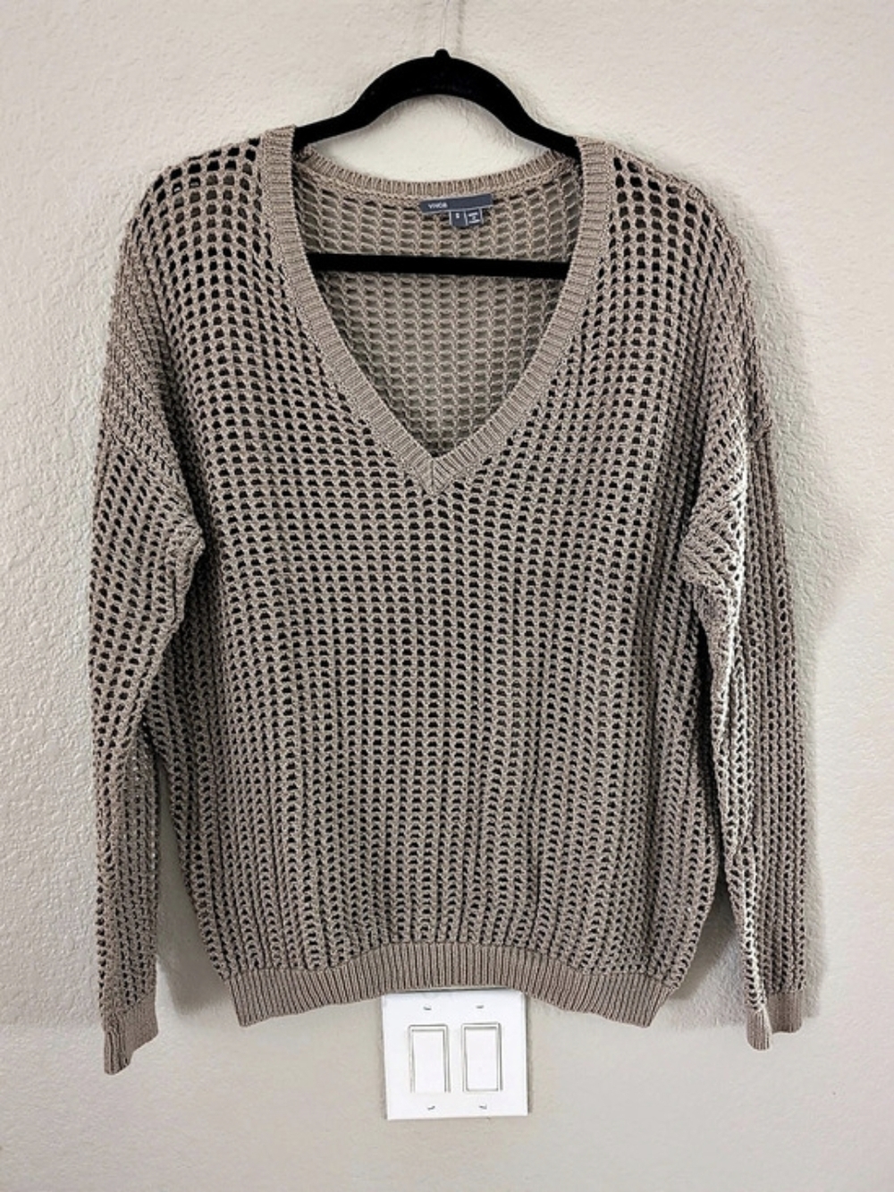 Vince Open Knit V-Neck Sweater Beige Size Small